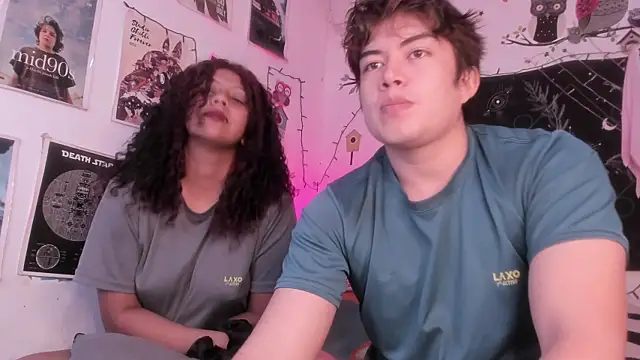 Snapshot of hothoneychile chatting on December 15, 2025, 2:06 am hothoneychile online show from December 15, 2025, 2:06 am