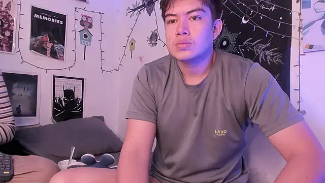 Snapshot of hothoneychile chatting on October 14, 2025, 2:17 pm hothoneychile online show from October 14, 2025, 2:17 pm