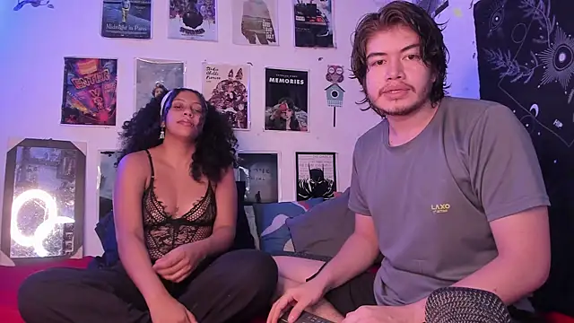 hothoneychile online show from May 6, 2026, 2:48 am