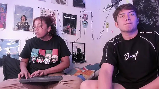 Snapshot of hothoneychile chatting on October 25, 2025, 11:27 pm hothoneychile online show from October 25, 2025, 11:27 pm