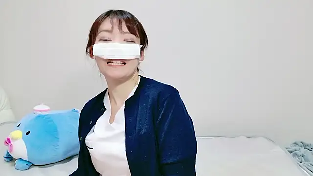 erokangoshi-nene online show from November 4, 2025, 4:33 pm