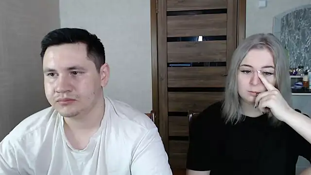 Kristy-Max online show from February 22, 2025, 4:40 am