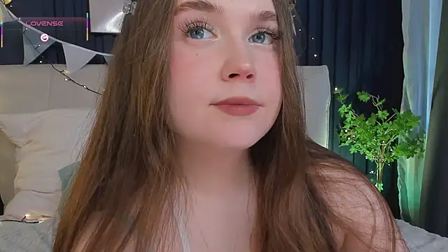 Snapshot of SunnyRisha chatting on March 21, 2025, 6:16 am SunnyRisha online show from March 21, 2025, 6:16 am