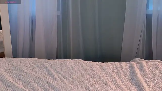 Snapshot of SunnyRisha chatting on October 17, 2025, 5:11 am SunnyRisha online show from October 17, 2025, 5:11 am