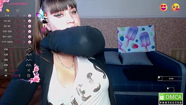 Snapshot of Amali_Ivanna_smit chatting on November 4, 2025, 12:31 pm Amali Ivanna smit online show from November 4, 2025, 12:31 pm