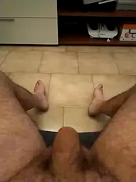 Snapshot of user_662 chatting on March 13, 2025, 9:43 am user 662 online show from March 13, 2025, 9:43 am