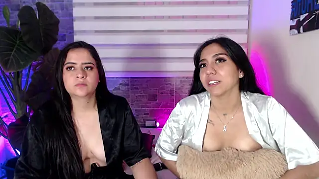 KarolandMichel online show from March 5, 2025, 6:23 pm