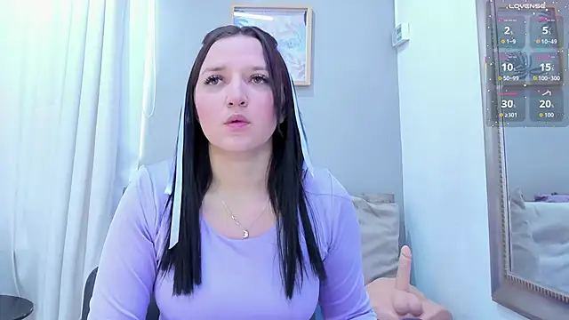 Snapshot of _EmilyJireh_ chatting on November 14, 2025, 4:43 pm EmilyJireh online show from November 14, 2025, 4:43 pm