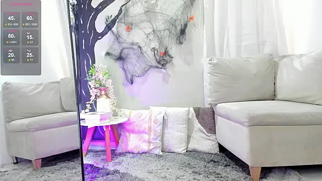 Snapshot of _EmilyJireh_ chatting on October 28, 2025, 8:08 pm EmilyJireh online show from October 28, 2025, 8:08 pm