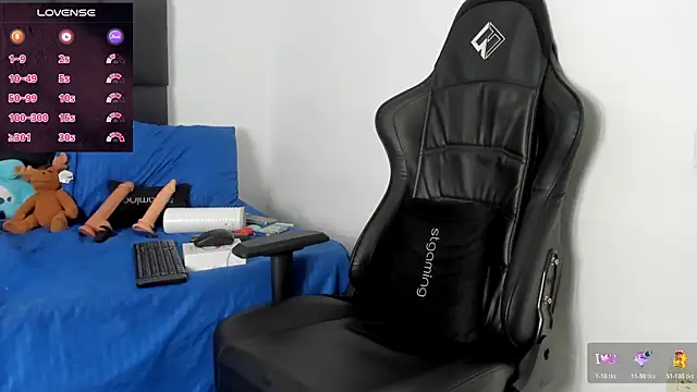 Snapshot of Tonny_twink_ chatting on February 15, 2026, 2:01 am Tonny twink online show from February 15, 2026, 2:01 am