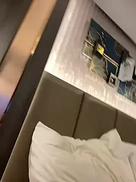 Snapshot of saskiapierce chatting on February 15, 2025, 6:33 pm saskiapierce online show from February 15, 2025, 6:33 pm