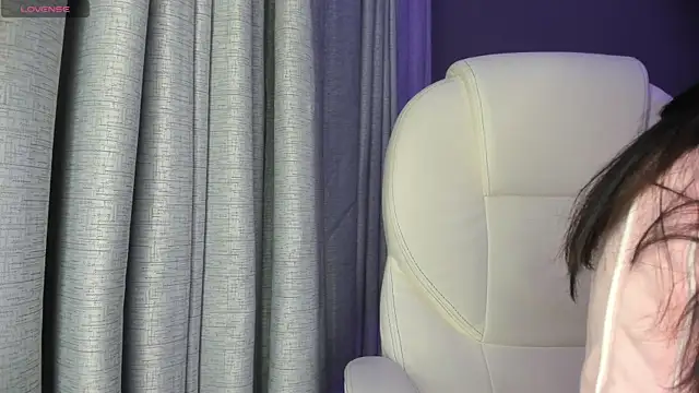 Snapshot of Giovanna_oliveira chatting on October 10, 2025, 5:30 am Giovanna oliveira online show from October 10, 2025, 5:30 am