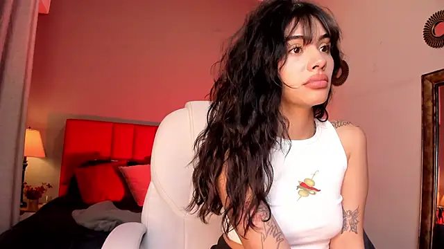 Giovanna oliveira online show from May 16, 2026, 6:34 am
