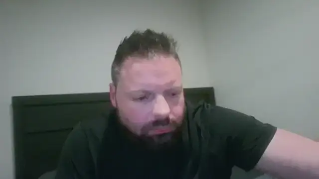 Snapshot of ExposureMakesMeHard chatting on December 2, 2025, 2:12 am ExposureMakesMeHard online show from December 2, 2025, 2:12 am