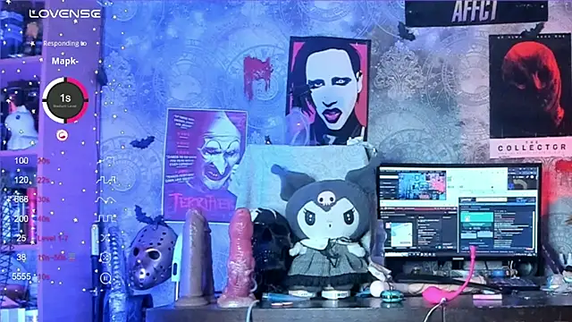 Snapshot of KuromiRacer_ chatting on September 10, 2025, 12:20 am KuromiRacer online show from September 10, 2025, 12:20 am