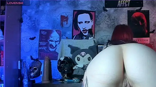 Snapshot of KuromiRacer_ chatting on September 8, 2025, 6:40 pm KuromiRacer online show from September 8, 2025, 6:40 pm