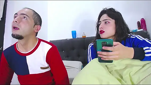 Snapshot of sofya-n-andy chatting on September 13, 2025, 6:57 am sofya-n-andy online show from September 13, 2025, 6:57 am