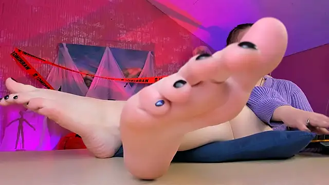 footfetish baby online show from October 28, 2025, 4:28 pm