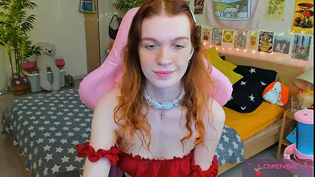 Snapshot of Sunny_Elly chatting on May 21, 2026, 10:12 am Sunny Elly online show from May 21, 2026, 10:12 am