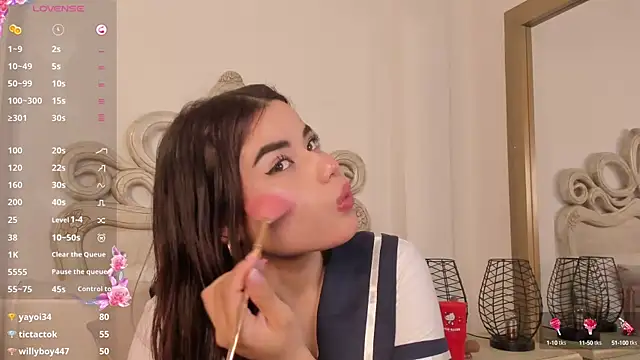 Snapshot of Victoria_vallejo_ chatting on March 7, 2025, 3:18 pm Victoria vallejo  online show from March 7, 2025, 3:18 pm