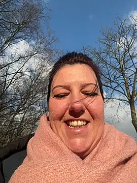 NatiLove35 online show from February 16, 2025, 2:43 pm