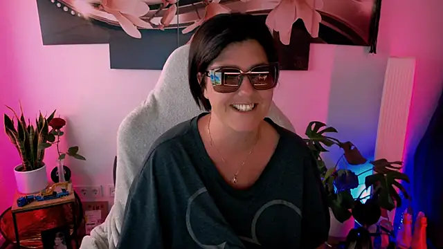 Snapshot of NatiLove35 chatting on June 10, 2026, 6:31 pm NatiLove35 online show from June 10, 2026, 6:31 pm