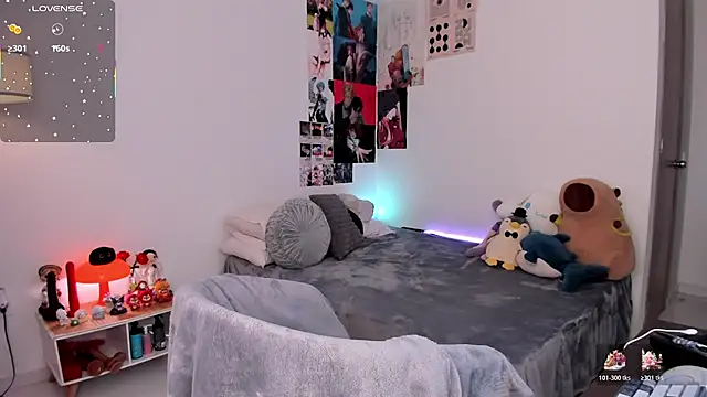 Snapshot of angel_bless19 chatting on December 3, 2025, 8:52 pm angel bless19 online show from December 3, 2025, 8:52 pm