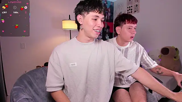 Snapshot of angel_bless19 chatting on November 19, 2025, 10:21 pm angel bless19 online show from November 19, 2025, 10:21 pm