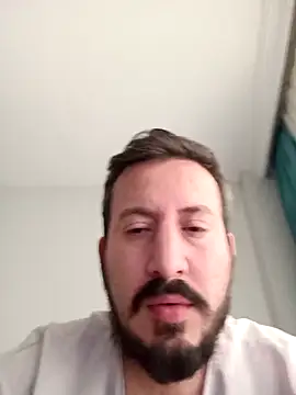 Snapshot of Karizmatikman chatting on February 14, 2026, 3:01 pm Karizmatikman online show from February 14, 2026, 3:01 pm