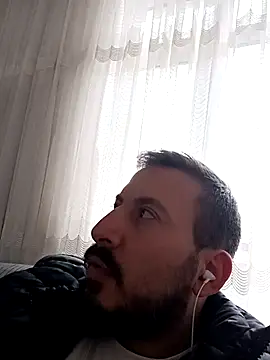 Snapshot of Karizmatikman chatting on March 22, 2026, 2:40 pm Karizmatikman online show from March 22, 2026, 2:40 pm