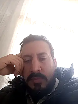 Snapshot of Karizmatikman chatting on April 11, 2026, 1:48 pm Karizmatikman online show from April 11, 2026, 1:48 pm