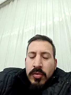 Snapshot of Karizmatikman chatting on March 24, 2026, 4:51 pm Karizmatikman online show from March 24, 2026, 4:51 pm