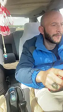 hardbigcock16 online show from March 1, 2026, 11:21 am