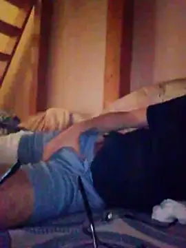 Snapshot of MGeorgeK chatting on May 16, 2026, 3:44 pm MGeorgeK online show from May 16, 2026, 3:44 pm