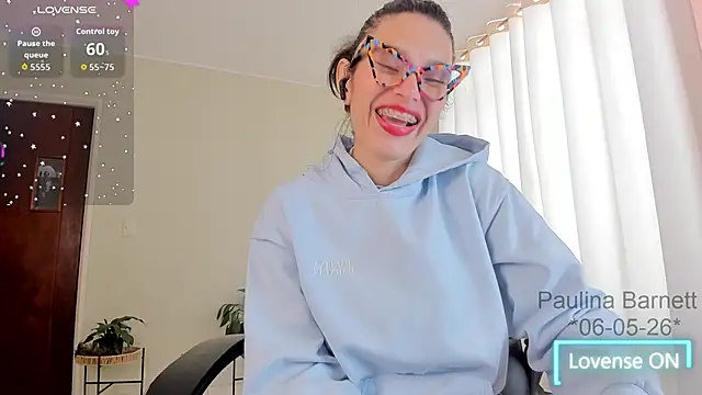 paulinabarnett- online show from May 6, 2026, 2:10 pm