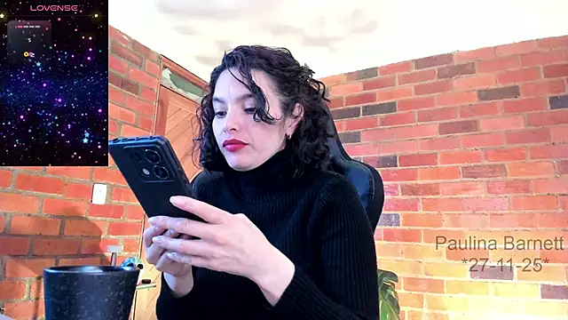 paulinabarnett- online show from November 29, 2025, 3:28 am