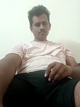 Snapshot of Long_Laster chatting on April 15, 2026, 6:01 pm Long Laster online show from April 15, 2026, 6:01 pm