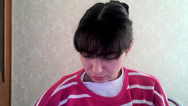 Snapshot of Kashtanka_ chatting on October 16, 2025, 4:43 am Kashtanka online show from October 16, 2025, 4:43 am