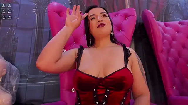 Snapshot of MeliizaQueen chatting on November 4, 2025, 1:15 pm MeliizaQueen online show from November 4, 2025, 1:15 pm