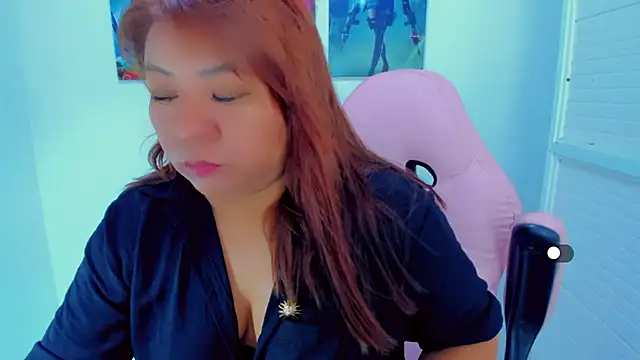 Snapshot of victoria_love89 chatting on August 4, 2026, 1:43 am victoria love89 online show from August 4, 2026, 1:43 am