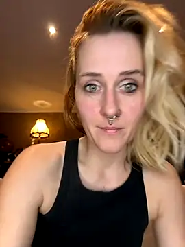 JoleneFuego online show from October 25, 2025, 7:58 pm