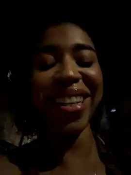 bella  honey online show from June 21, 2026, 4:29 am