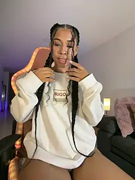 bella  honey online show from June 15, 2026, 2:45 am