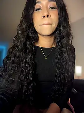 Snapshot of bella__honey chatting on March 4, 2026, 2:19 am bella honey online show from March 4, 2026, 2:19 am