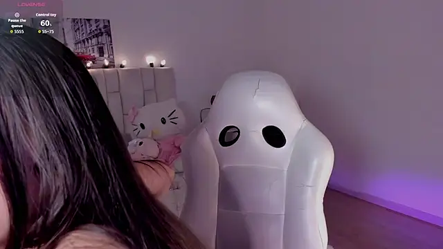 Snapshot of zoe_turnner_18 chatting on February 14, 2026, 11:21 am zoe turnner 18 online show from February 14, 2026, 11:21 am