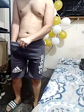 Gasparin32 online show from March 9, 2025, 6:43 pm