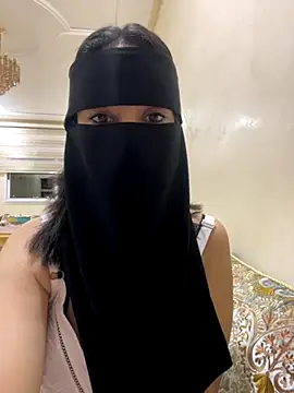 jijijoudia online show from October 23, 2025, 2:10 am