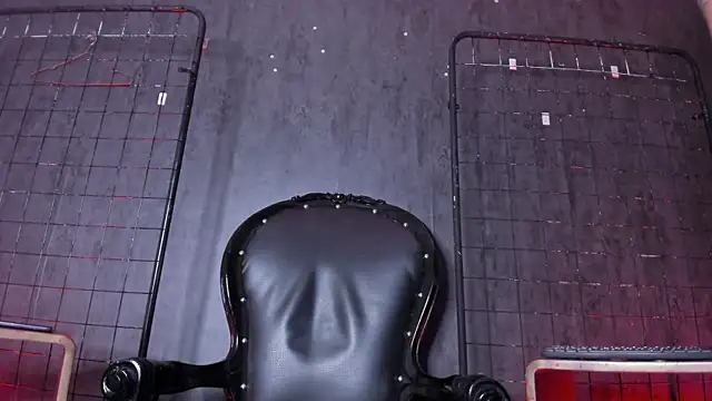 Snapshot of Carolina_Arias chatting on November 13, 2025, 7:40 pm Carolina Arias online show from November 13, 2025, 7:40 pm