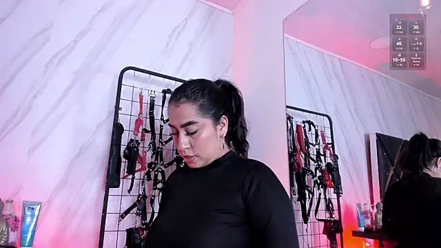 Snapshot of Carolina_Arias chatting on February 26, 2026, 5:46 pm Carolina Arias online show from February 26, 2026, 5:46 pm