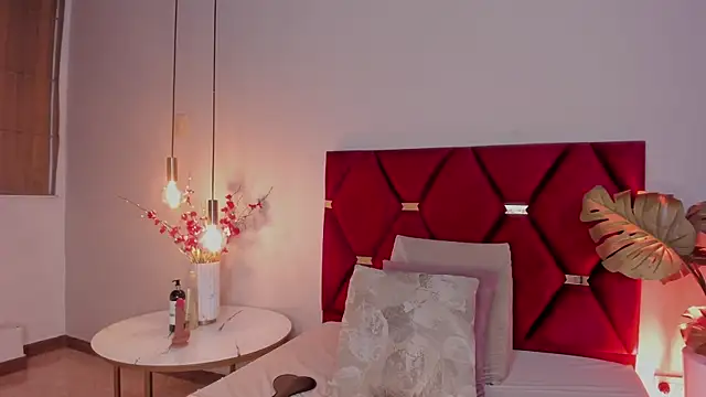 Snapshot of MelissaFoxx chatting on May 8, 2026, 11:47 am MelissaFoxx online show from May 8, 2026, 11:47 am